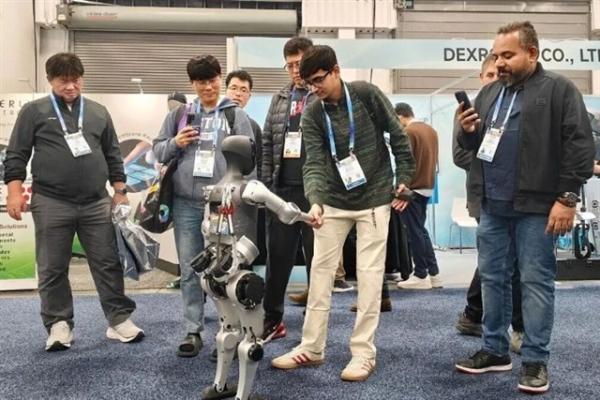 Humanoid robots dazzle at China's Spring&hellip;