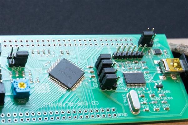 photo of Analog market rebalances: TI pushes through price hikes image