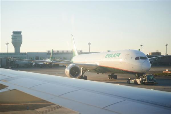 photo of Middle East transshipment and supply chain shifts double SE Asia freight rates image