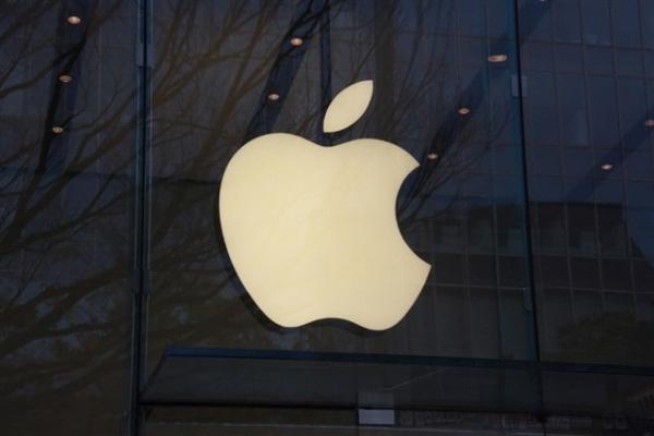 photo of Apple confronts the AI agent era — is the App Store at risk? image