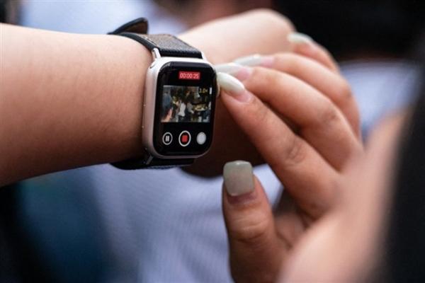 Apple drives 70% surge in edge AI…
