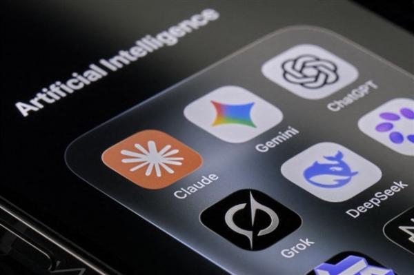 Global smartphone shipments fall to the…