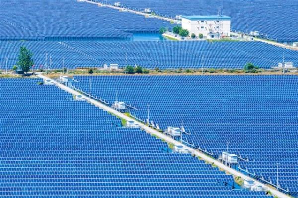 China's solar slump deepens, raising…