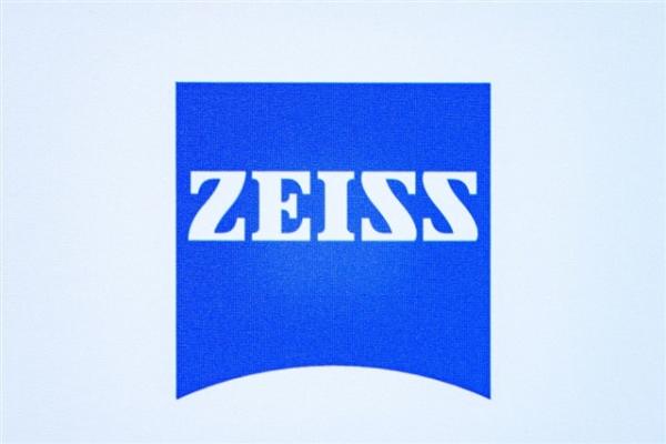 photo of Zeiss races to break ASML's EUV optics bottleneck for the AI chip boom image