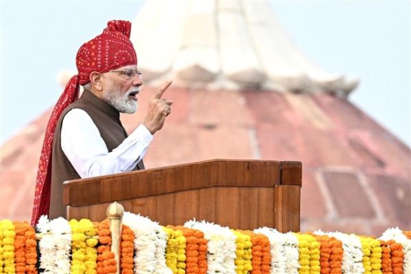 Modi pledges more chip plants, mass AI…