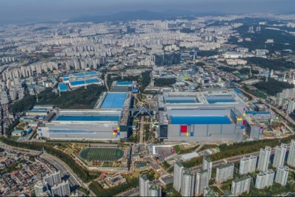 Samsung reportedly starts Tesla chip…
