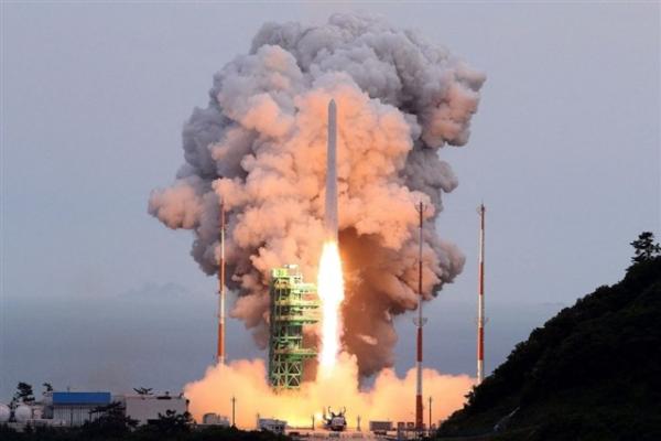photo of LG to test five commercial components in space aboard South Korea's fifth Nuri launch image