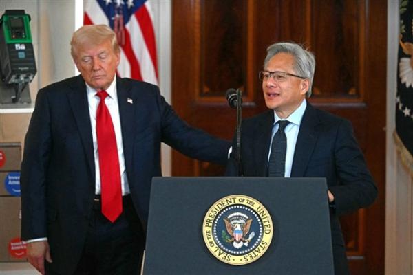Trump awards science medal to Elon Musk,…