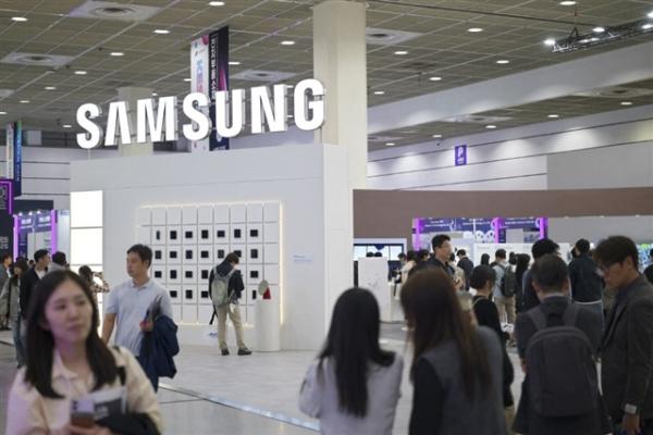 Samsung transfers 126 technologies free…