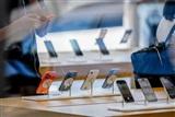 Memory crunch pushes Apple toward…