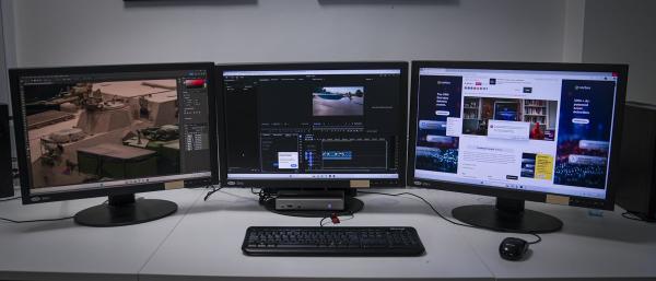 This 3-monitor dock lacks aesthetic charm, but when it comes…