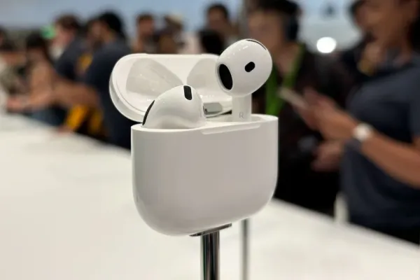 photo of Apple AirPods 4 don't come with a cable to charge them image