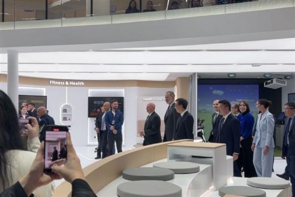 MWC25: Huawei's AI-driven network…