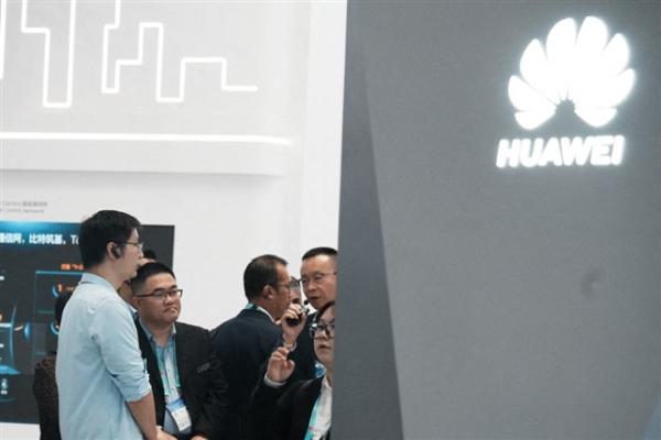 Huawei reportedly backs 12-inch DRAM fab…