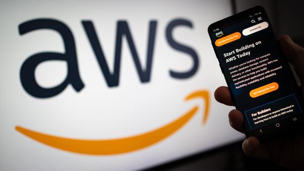 photo of AWS targets a longtime cloud migration blocker with SQL Server license portability image