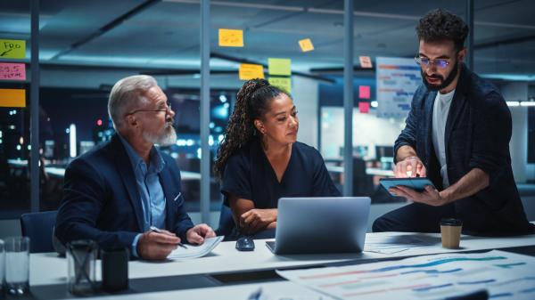 photo of AI needs young developers – and old developers image