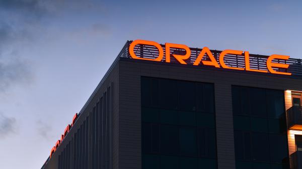 photo of Oracle expands Cloud@Customer with new database service for mid-sized workloads image