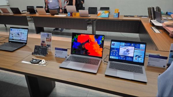 Asus shows off updated Zenbook and Strix&hellip;