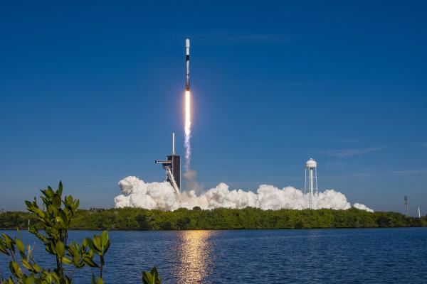 SpaceX gets FCC approval to launch 7,500&hellip;