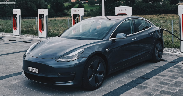 photo of Tesla accused of messing with odometers to get out of repair bills image