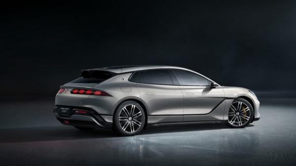 photo of BYD Is Rolling Out 5-Minute Charging on Several Popular EVs image