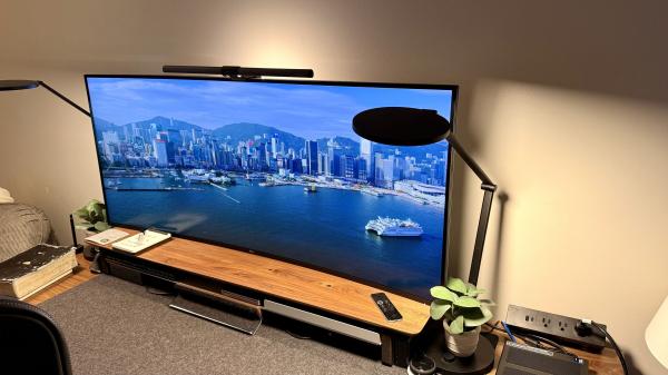 The Dell UltraSharp 52 Thunderbolt Hub&hellip;