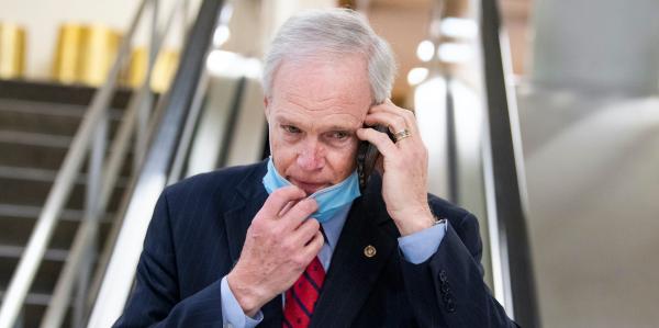 photo of Sen. Ron Johnson says he'd support a vaccine mandate for an 'incredibly deadly' virus but not COVID-19, which has killed… image