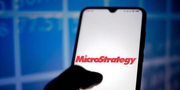 photo of MicroStrategy will now pay non-employee board members entirely in bitcoin image