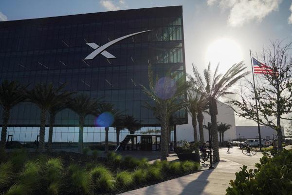 photo of SpaceX has reportedly filed for the biggest IPO in history image