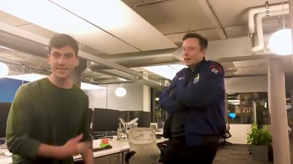 photo of YouTuber Who Hugged Elon Musk in Stunt Video Elected to European Parliament image