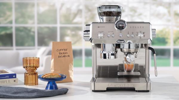 De'Longhi's new fully manual coffee…