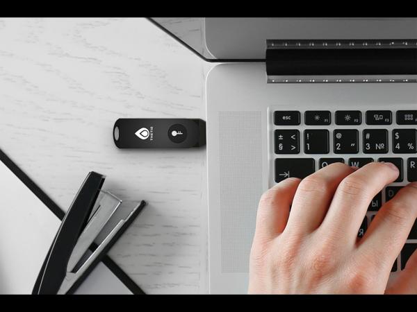 photo of Evade hackers when you store your login info on this physical password key image
