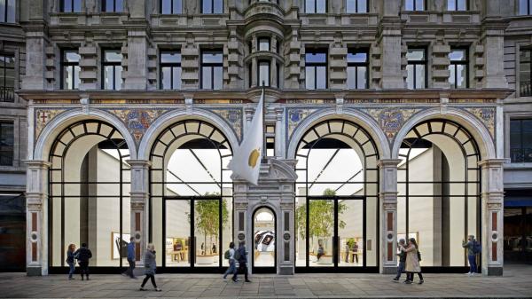Apple's Regent Street Store Reopening&hellip;