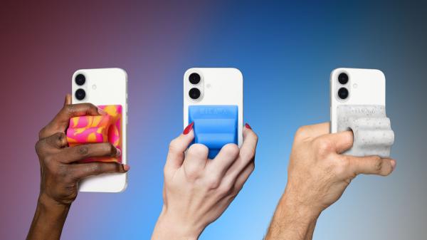 Apple Re-Releases a Sold-Out iPhone…