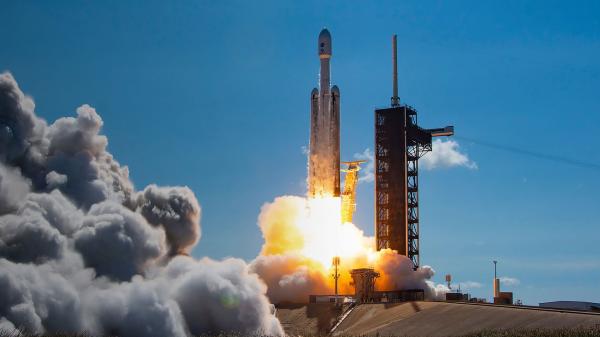 SpaceX formalizes plan to build 1…