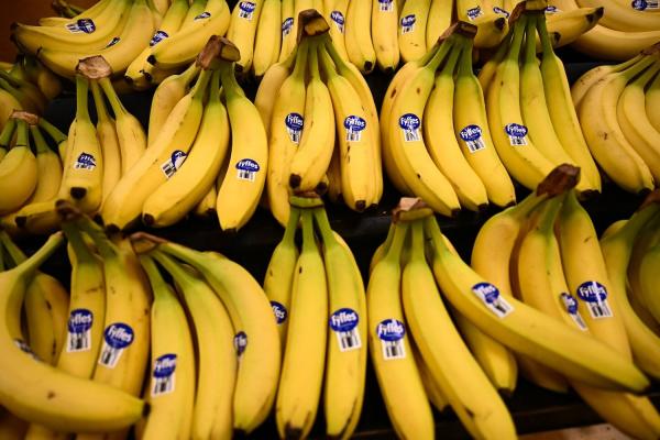 photo of Leaked Emails Show Swedish Minister’s Unique Fear of Bananas image