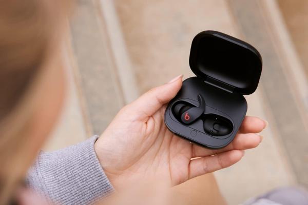 Looking for AirPods Alternatives? You…