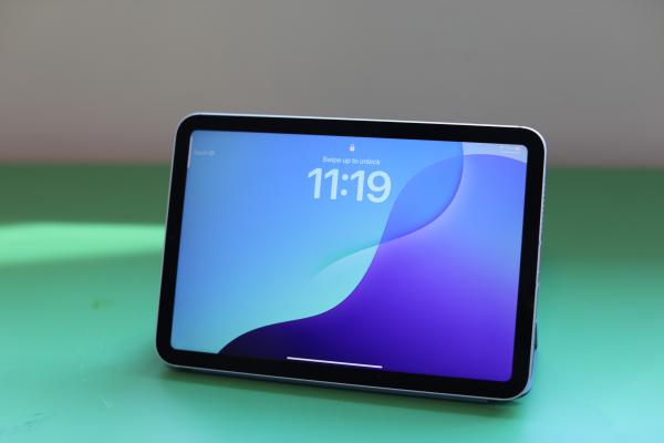 photo of Apple is reportedly planning new iPad Pro and MacBook Pro releases early next year image