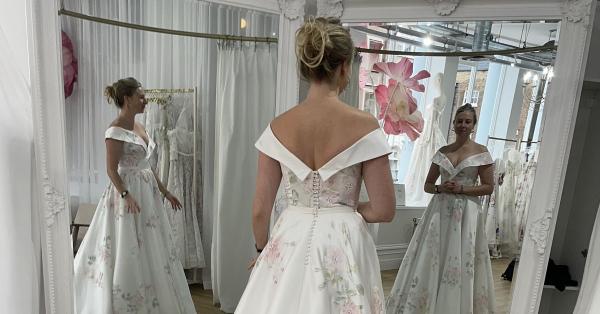 photo of Here’s how a bridal photo captured a single person in three poses at once image