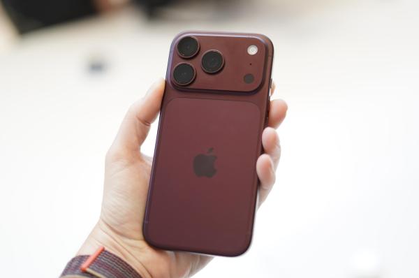 photo of iPhone 18 Pro and Pro Max: our first hands-on impressions image