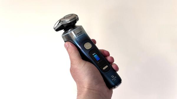 The Philips Norelco i9000 Prestige Ultra&hellip;