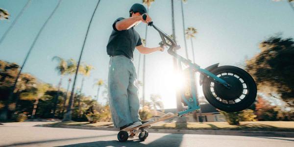 photo of Another state adds a way to report reckless e-bike and e-scooter riders image
