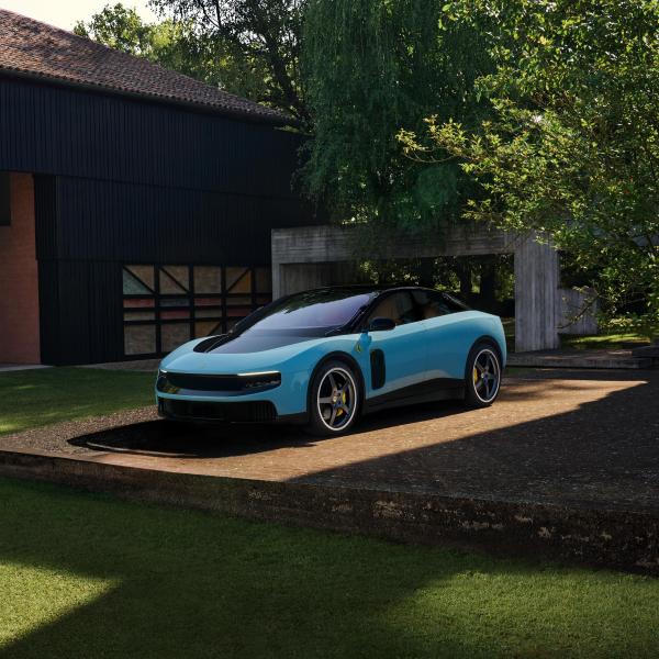 How Ferrari bungled the design of its…