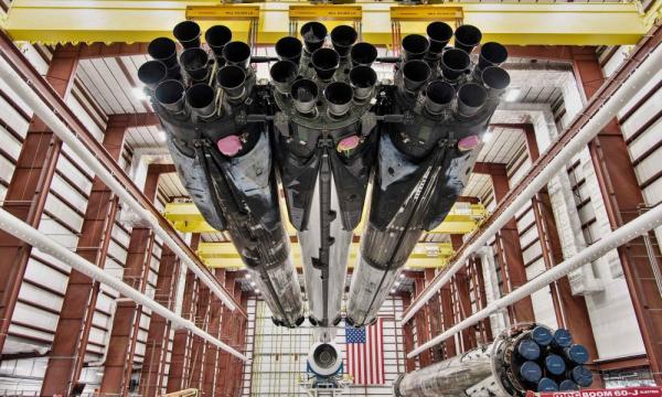 SpaceX’s triple-rocket that launched a&hellip;