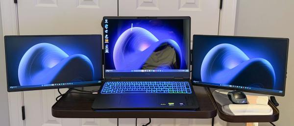 photo of JSAUX FlipGo Horizon Pro dual-screen portable monitor review: Jack of all trades, master of some image