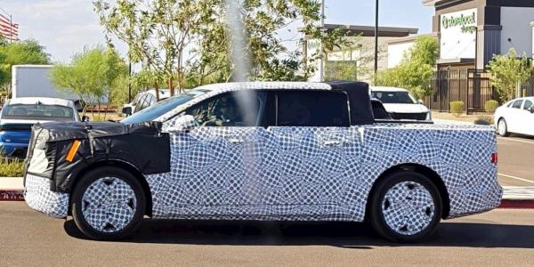 Ford’s $30,000 EV pickup makes this full-size SUV look…
