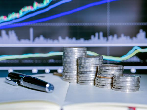 photo of Set up the kids’ financial future and get a $100 investment bonus to start image