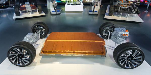 photo of GM battery chief trumpets capabilities of its flexible EV pouch cells image