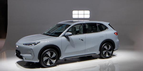photo of Chinese automakers race to enter Canada, here are the EVs likely coming image