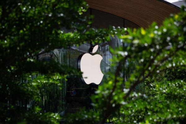 The man who built Apple’s stores…